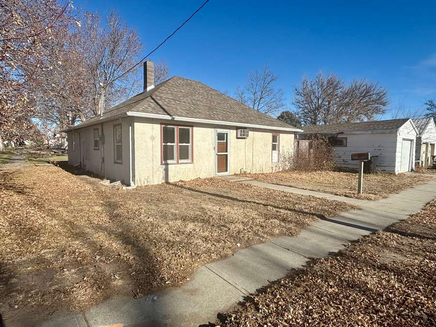 224 W 4th Street, Valentine, NE 69201